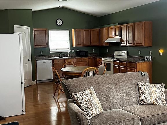 5th image of 702 Gracie Way