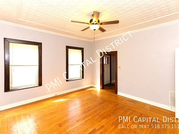 3rd image of 31-33 Vliet St Unit 1