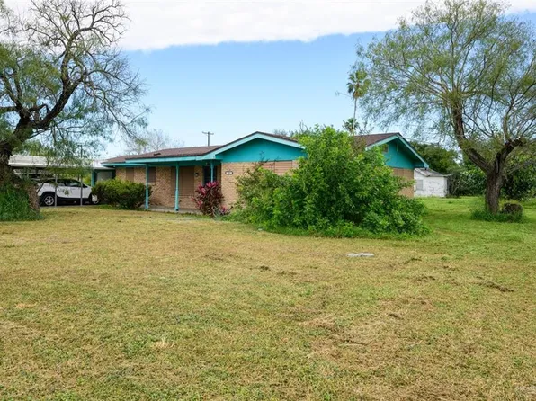 311 Templeton Ave, Combes, TX 78535