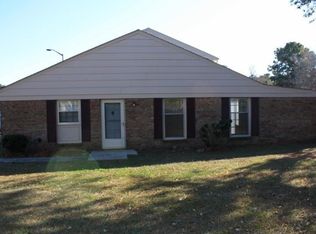 135 King George Ct, Jacksonville, NC 28546