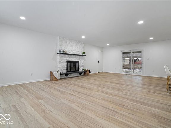 4th image of 1632 McCollough Ct