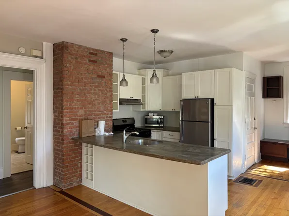 23 Buena Pl, Rochester, NY 14607