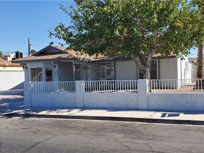 621 Slayton Dr, Las Vegas, NV, 89107