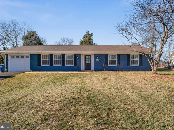 9508 Scarlet St, Manassas, VA 20110