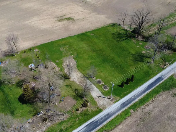 3458 E 900 S, La Fontaine, IN 46940