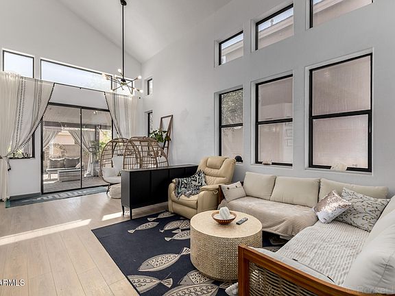 3rd image of 6730 E PRESTON Street #69