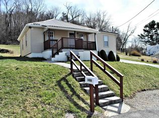 2408 3rd St, Radford, VA 24141