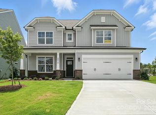 2017 Embassy Ct, Charlotte, NC 28213