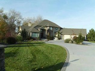 12621 Ricky Rd, Pasco, WA 99301