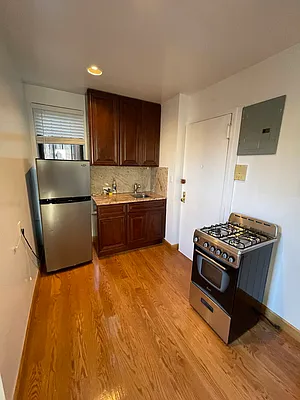 Rented by Best Apartments North Inc | media 23