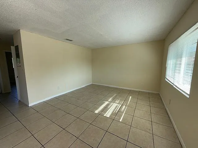 1580 South St — Photo 4