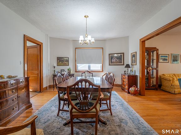 5th image of 149 McClintock Street