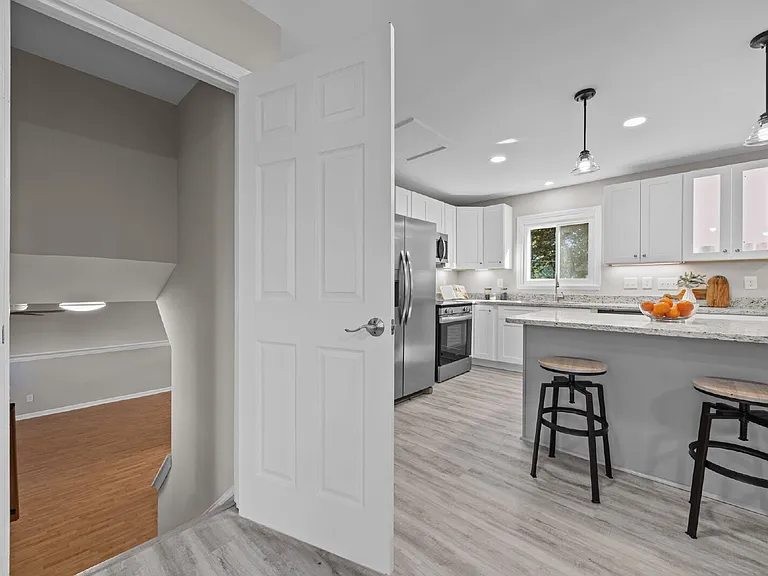 4804 Tolley Ct — Photo 18