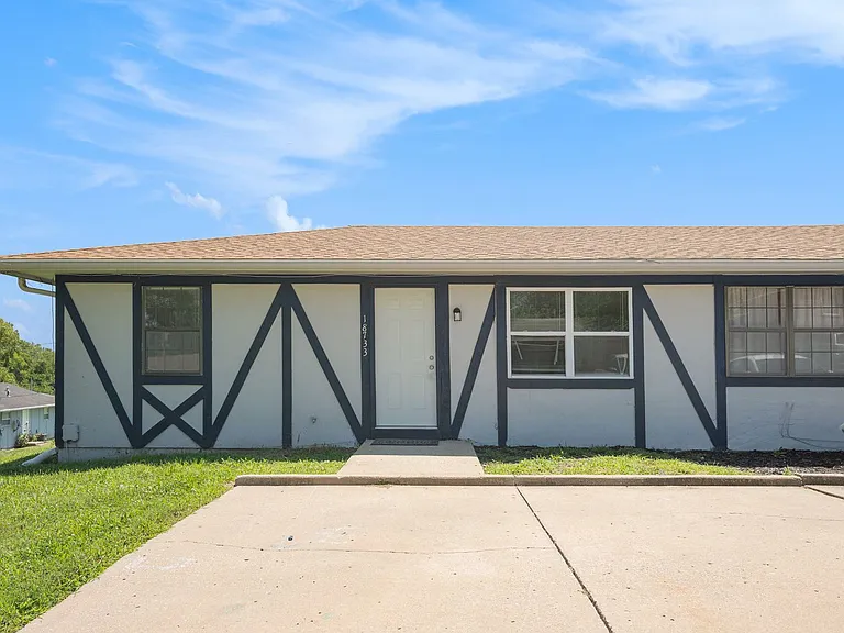 18733 E Blackhawk Trl — Photo 12