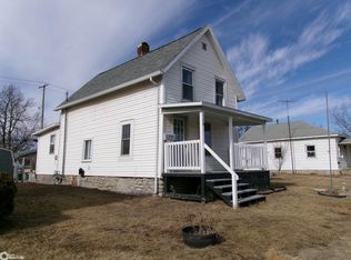 208 N Cherry St, Creston, IA 50801