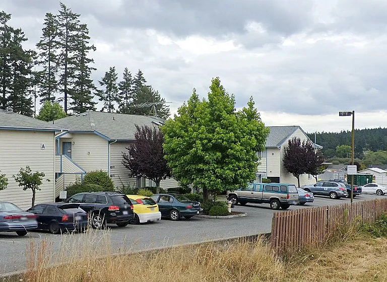 950 N Oak Harbor St #950 — Photo 8