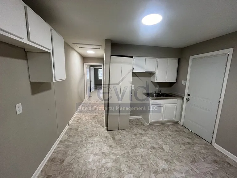 Campbell 952 — Photo 1