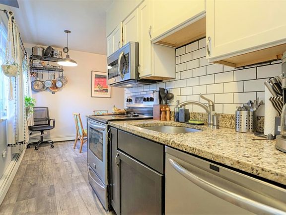 4th image of 1045 N Pennsylvania St APT 101