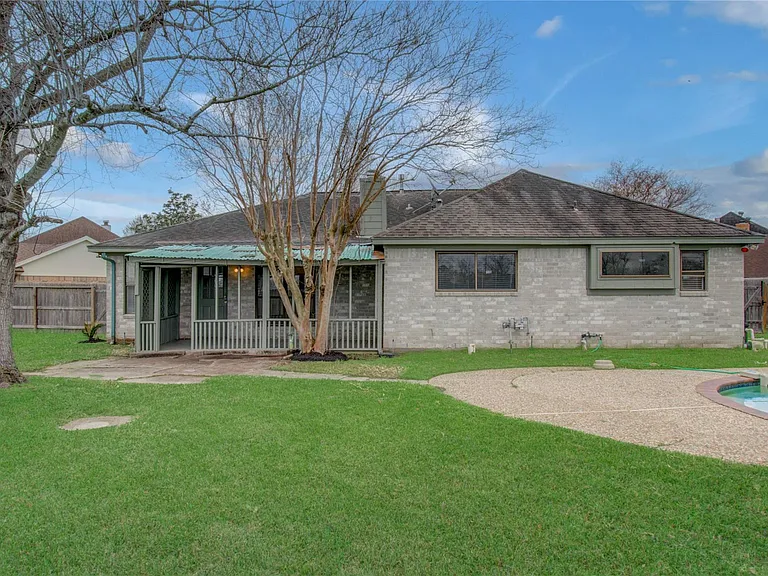 2538 Knights Cir — Photo 33