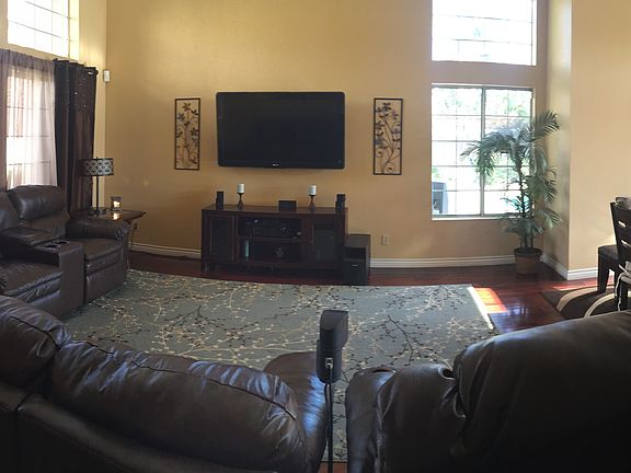 2nd image of 28243 Sienna Ct