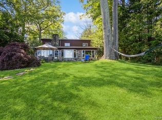 224 Lake Shore Rd, Putnam Valley, NY 10579