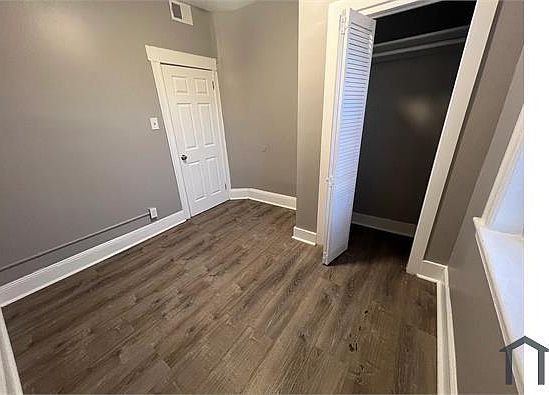 2nd image of 104 Lawrence St #4