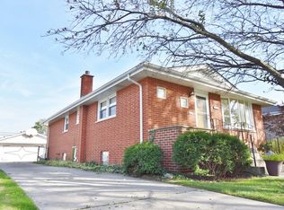 10949 S Kilbourn Ave, Oak Lawn, IL 60453