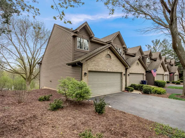 979 Millcreek Cir #979, Elgin, IL 60123