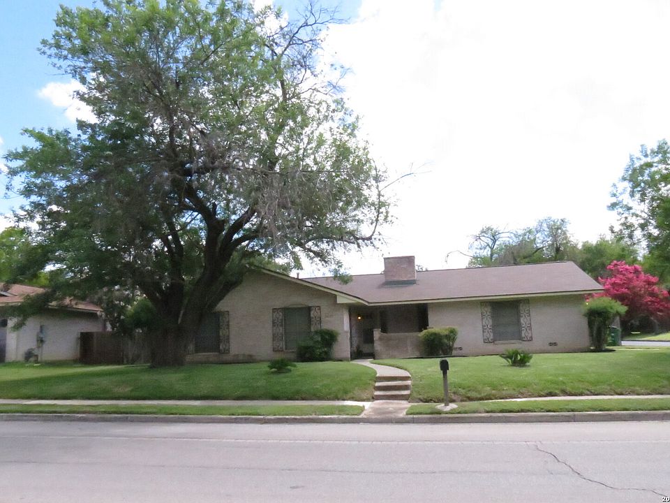 1st image of 14223 BROOK HOLLOW BLVD