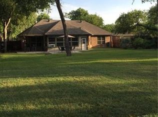 703 Cozby St N, Benbrook, TX 76126