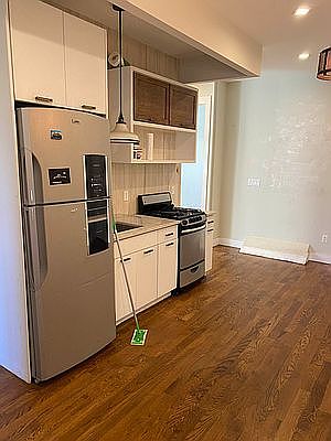 2nd image of 296 Stockholm St APT 2R