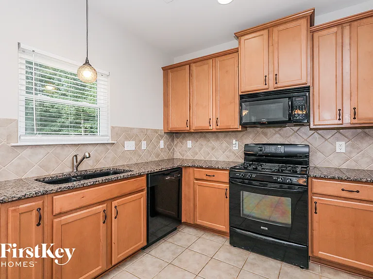 4107 High Shoals Dr — Photo 6