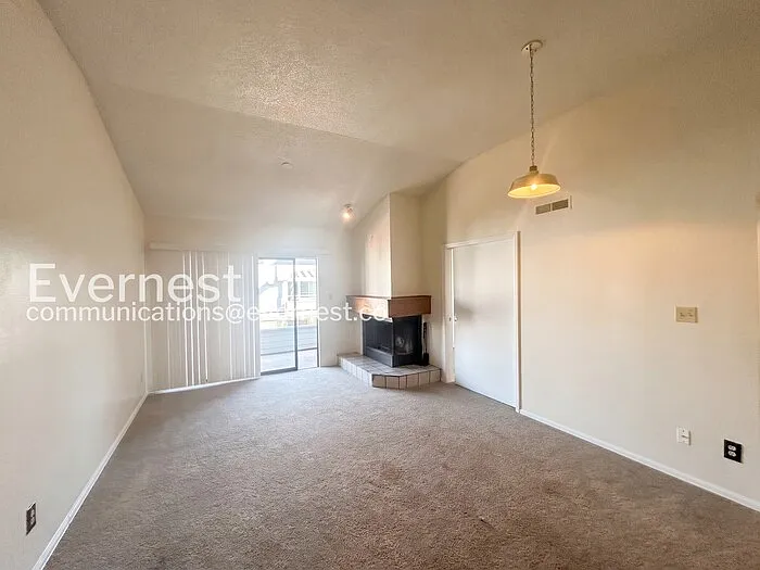 934 Acapulco Ct — Photo 9