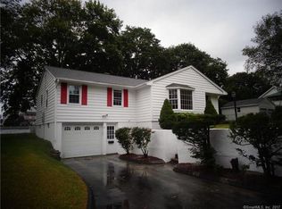 21 James St W, Putnam, CT 06260