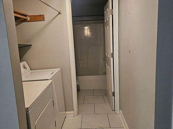 2nd image of 1615-1619 Farmer Ave #1615-A