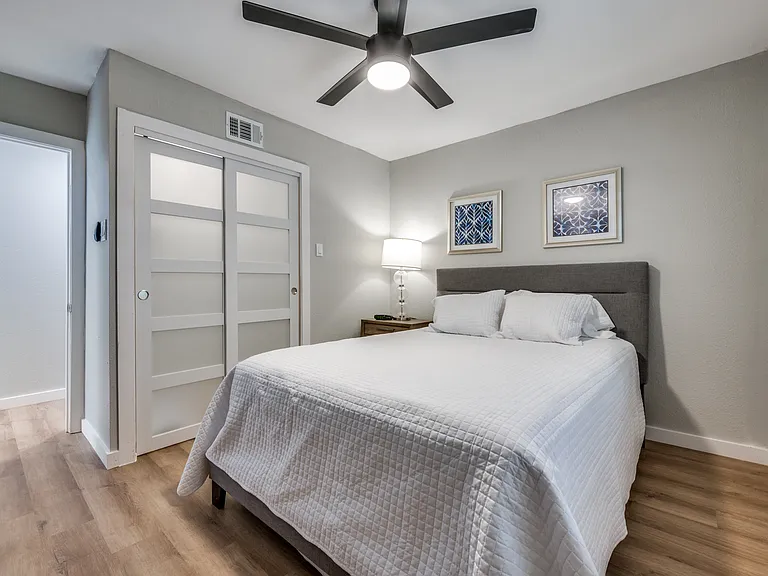 10443 Cromwell Dr — Photo 14