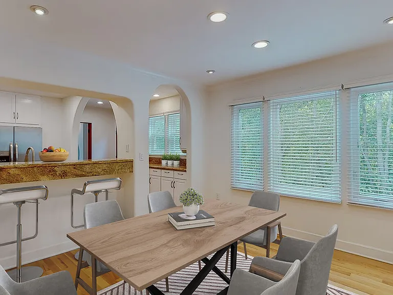 1011 N La Jolla Ave — Photo 4