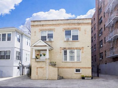 152 Livingston Avenue, Yonkers, NY, 10705