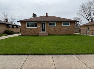 11815 Johnson Dr, Parma, OH