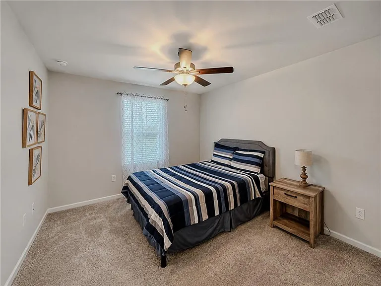 45 Woodford Dr — Photo 23