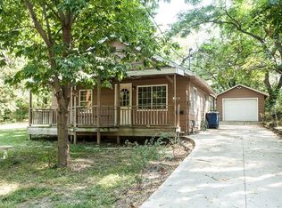 3915 16th St, Des Moines, IA 50313