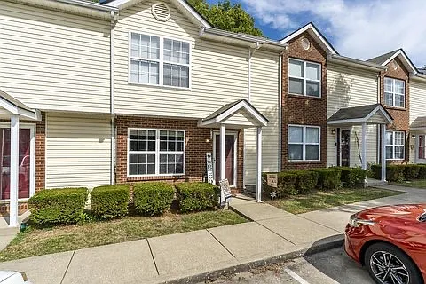 Building Photo - 508 Wabarto Way