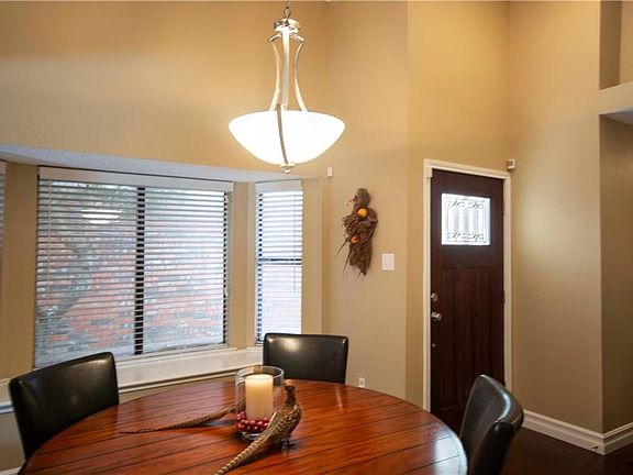 4th image of 1228 Settlers Way
