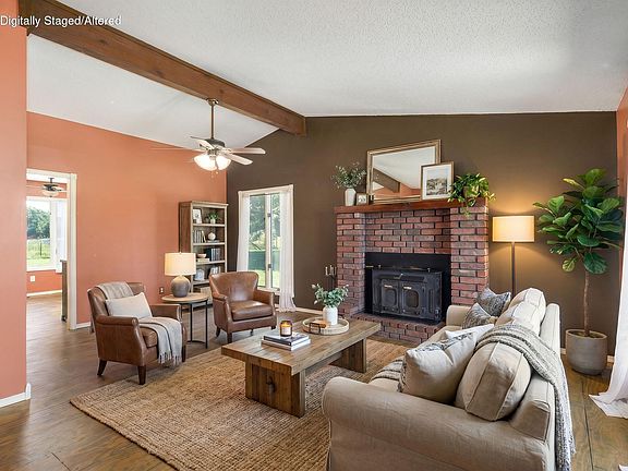 4th image of 228 Logan Avenue