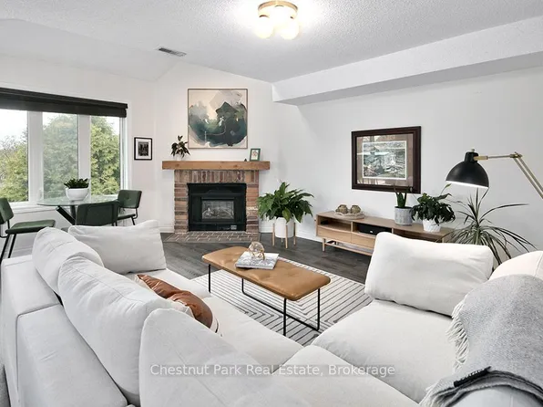 55 Trott Blvd #114, Collingwood, ON L9Y 5B8