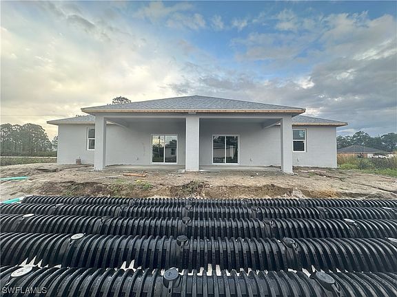 3rd image of 740-742 Eisenhower Blvd