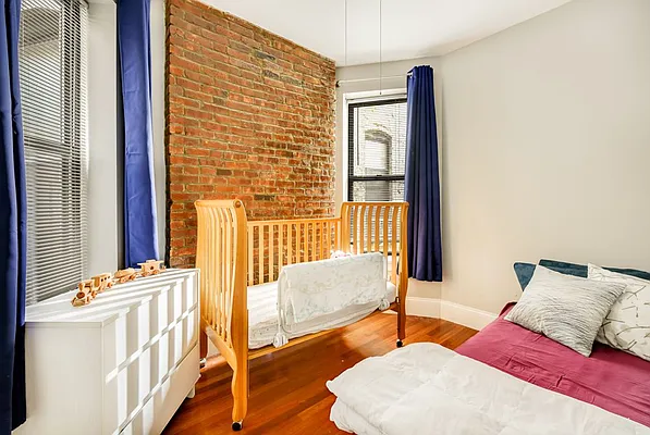 Sold by Compass | media 4