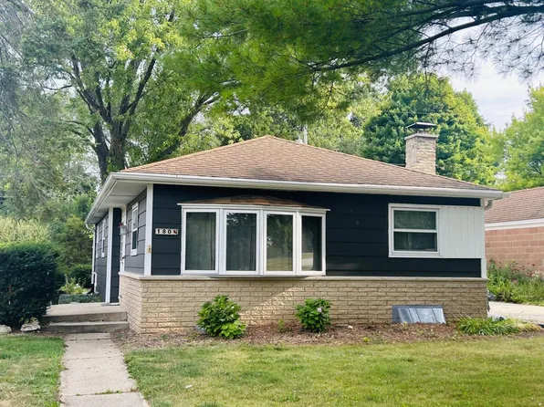 180 East Park AVENUE, Hartland, WI 53029
