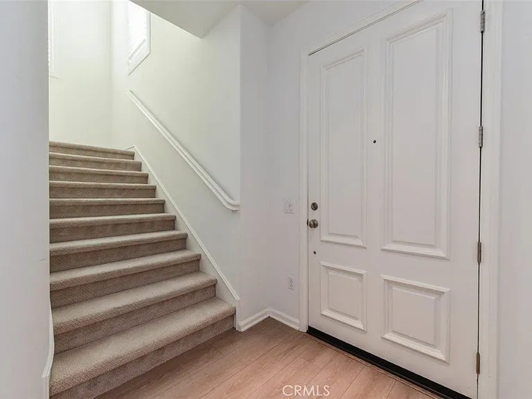 229 Rodeo — Photo 4