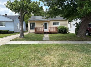 21075 Atlantic Ave, Warren, MI 48091